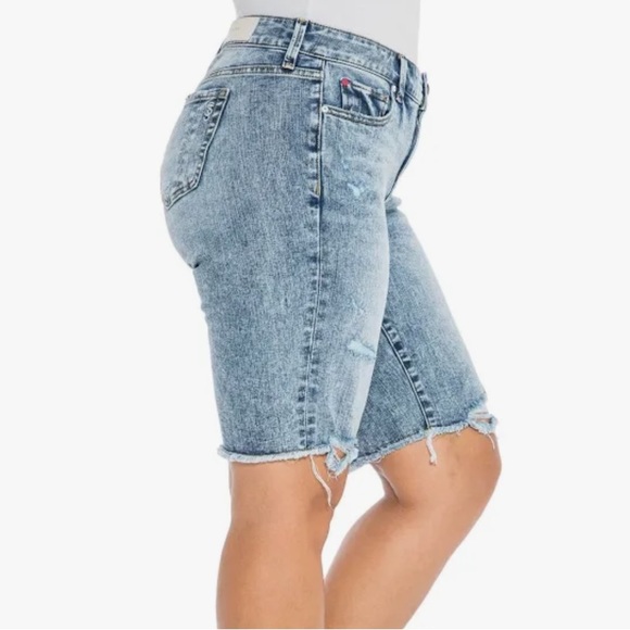 Slink Jeans Frayed Hem Bermuda Jean Shorts 18 - Picture 3 of 12